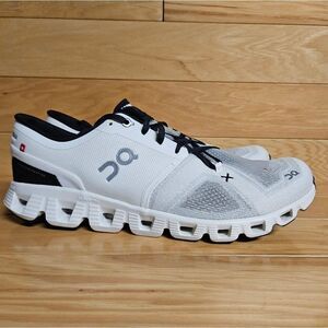 ON Cloud X 3 Ivory Black White Size 11.5 Running Shoe 60.98706